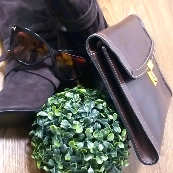 Vintage Gucci Chocolate Brown Leather Clutch - Picture 4 of 15